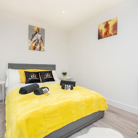 Hermes Apartment - The Messenger Of Town Southampton Eksteriør bilde